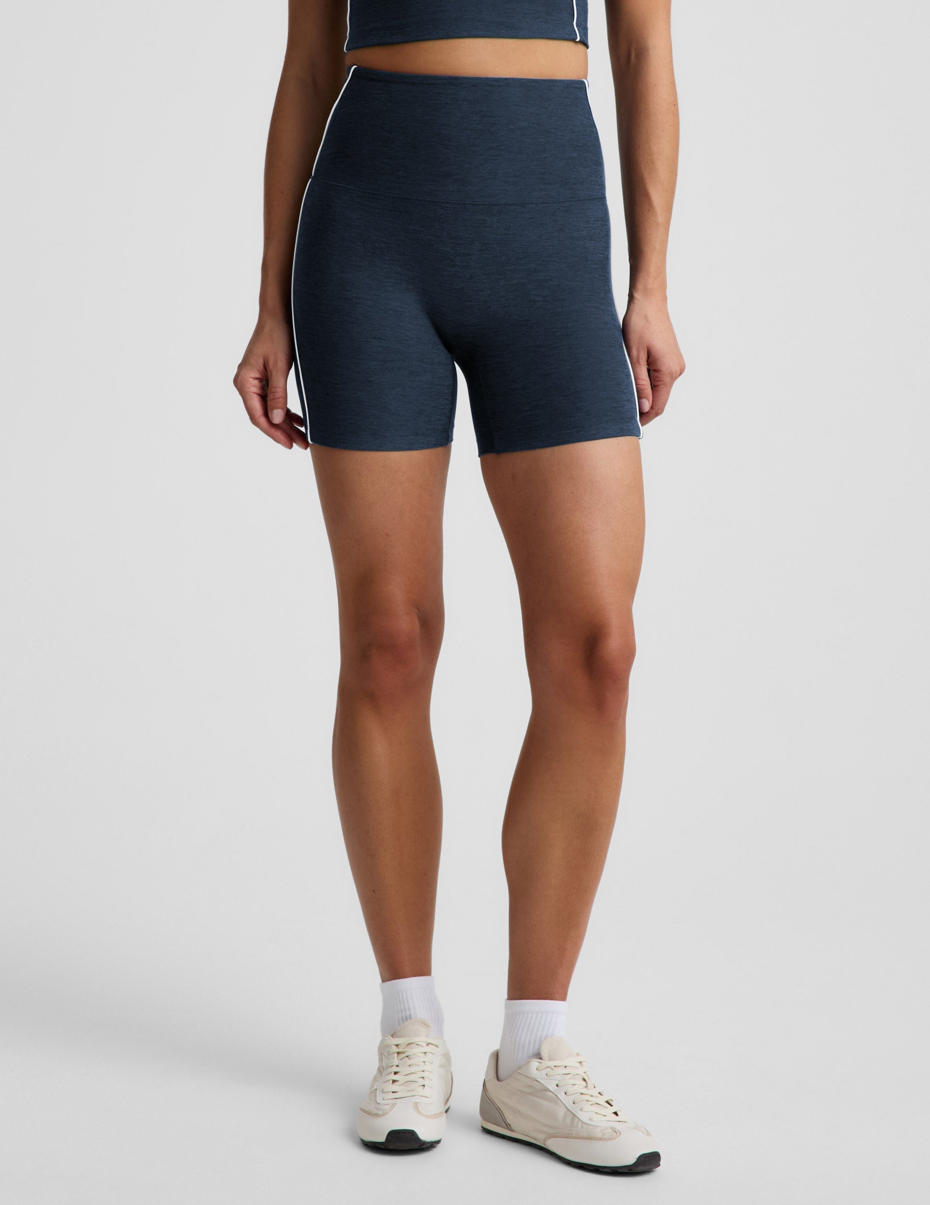 Spacedyeâ„?Streamline 5  Short
