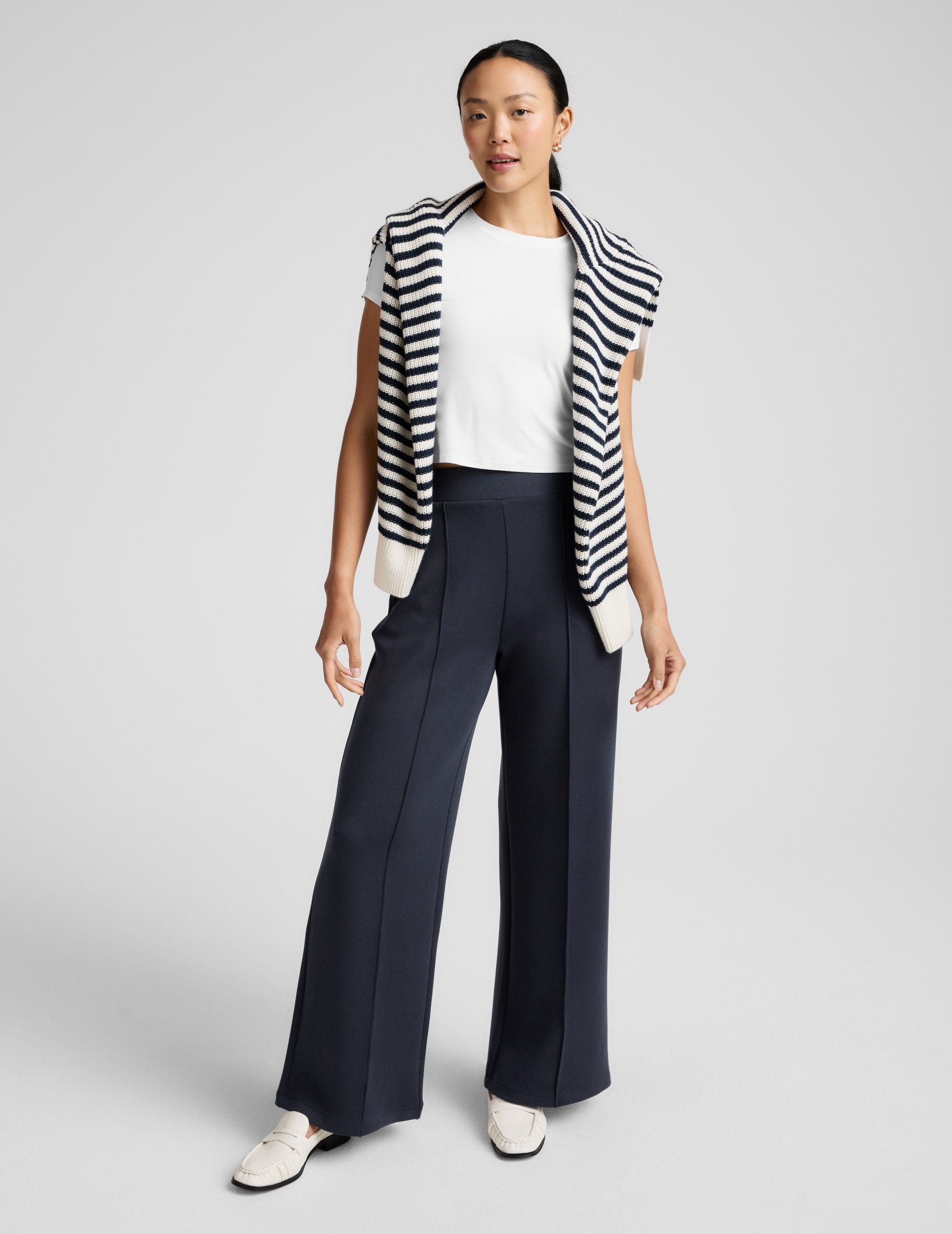 SoftSpring Wide Leg Pant 29