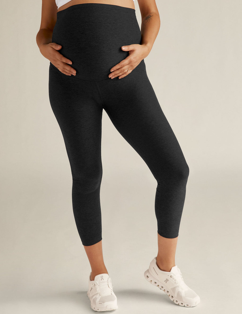 Spacedye? Love The Bump Maternity 26  Capri Legging