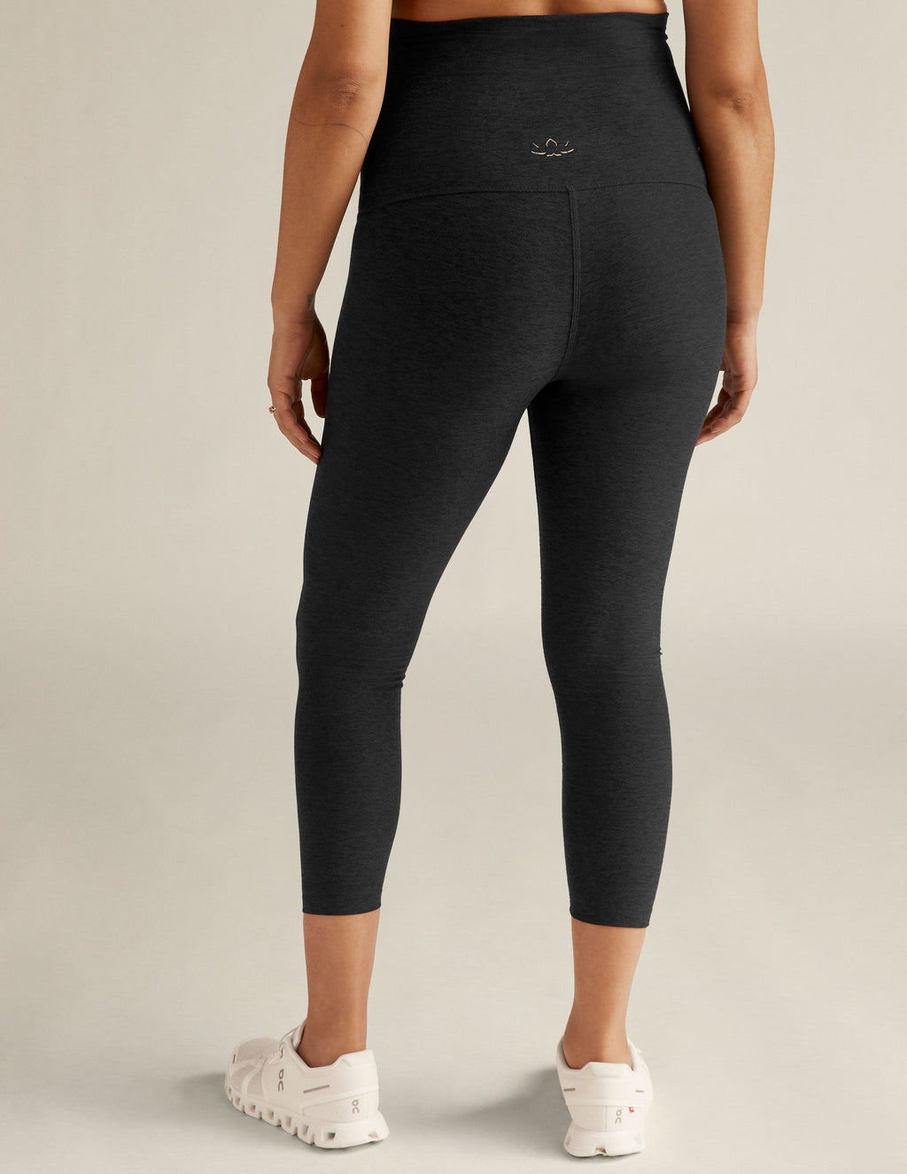 Spacedye? Love The Bump Maternity 26  Capri Legging