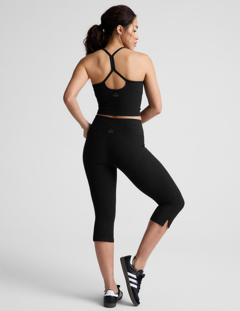 Spacedyea?¡é Mid-Rise Slit Pedal Pusher Legging