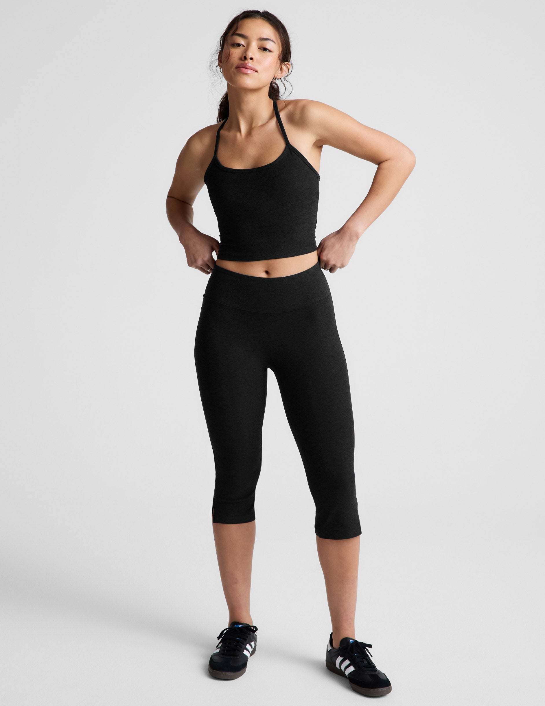 Spacedyea?¡é Mid-Rise Slit Pedal Pusher Legging