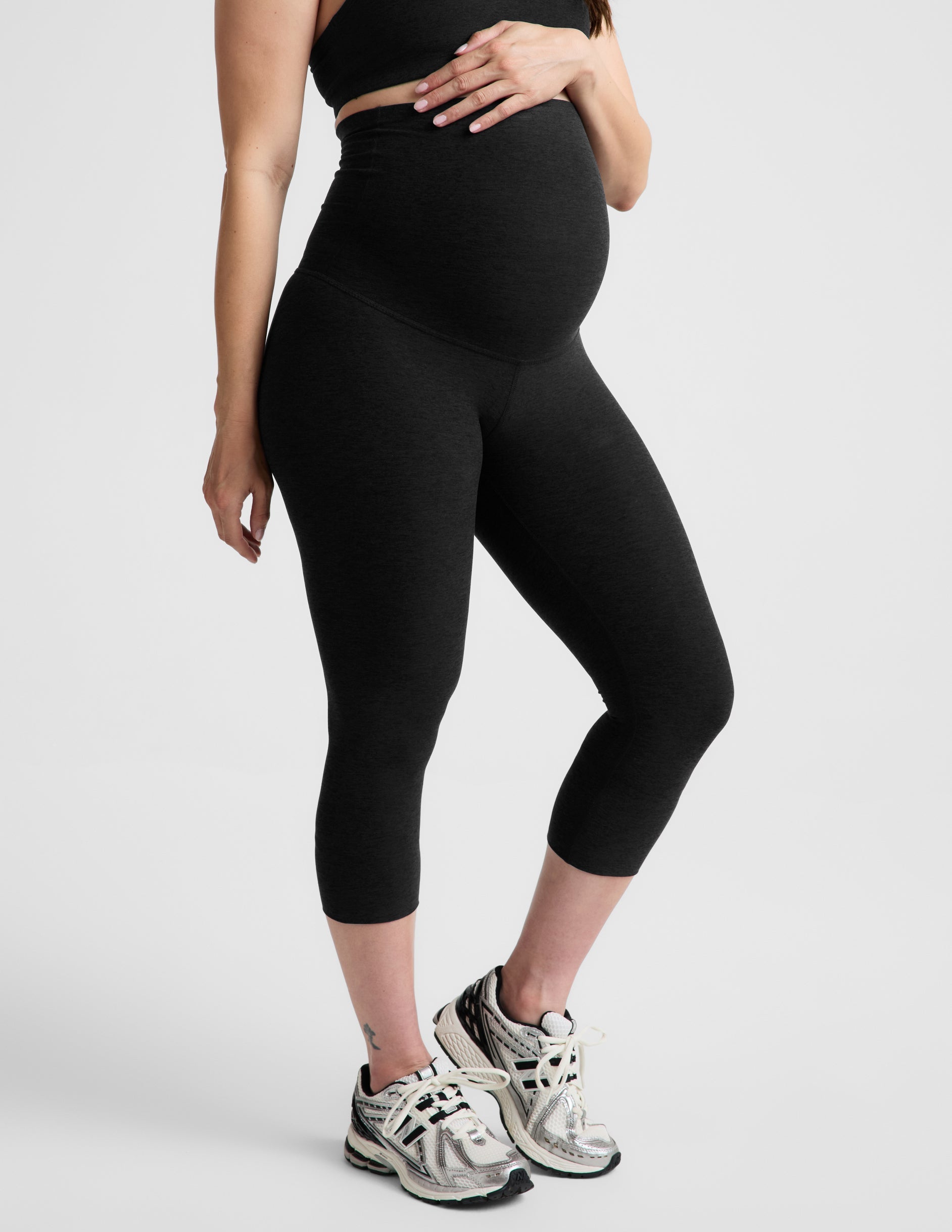 Spacedye? Love The Bump Maternity 20.5  Capri Legging